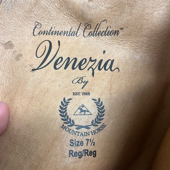 Mountain Horse Riding Boots. Black leather. New and never used! With boots bag. - Picture 4 of 4